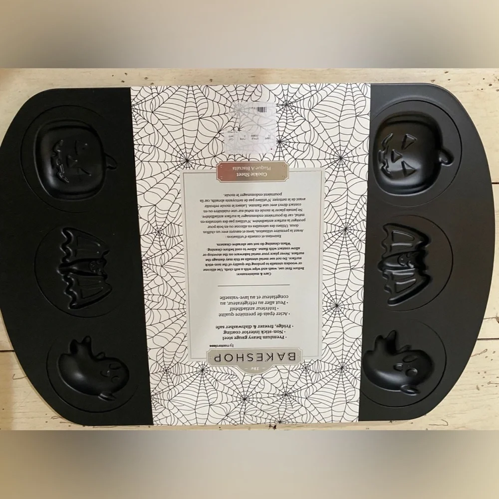 The Bakeshop Halloween Cookie Sheet - Ghosts, Bats, & Pumpkins Brand new!